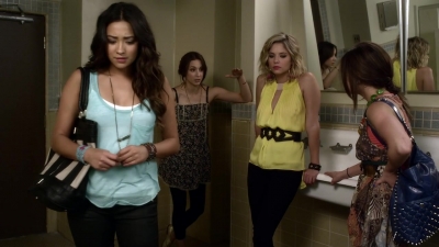 Pretty_Little_Liars_S03E02_BluRay_Rip_720p_Dual_Audio_WWW_TORRENTDOSFILMES_COM_2462.jpg
