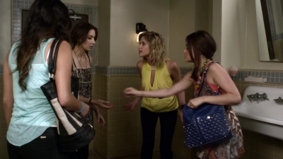 Pretty_Little_Liars_S03E02_BluRay_Rip_720p_Dual_Audio_WWW_TORRENTDOSFILMES_COM_2506.jpg