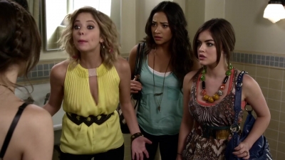 Pretty_Little_Liars_S03E02_BluRay_Rip_720p_Dual_Audio_WWW_TORRENTDOSFILMES_COM_2574.jpg