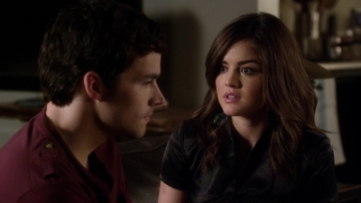 Pretty_Little_Liars_S03E03_BluRay_Rip_720p_Dual_Audio_WWW_TORRENTDOSFILMES_COM_1239.jpg