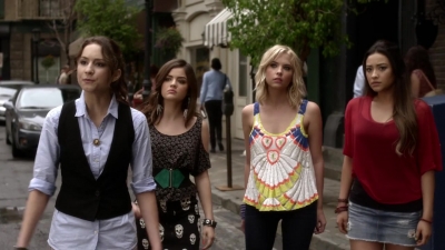 Pretty_Little_Liars_S03E03_BluRay_Rip_720p_Dual_Audio_WWW_TORRENTDOSFILMES_COM_2063.jpg