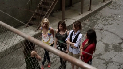 Pretty_Little_Liars_S03E03_BluRay_Rip_720p_Dual_Audio_WWW_TORRENTDOSFILMES_COM_2226.jpg