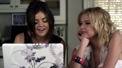 Pretty_Little_Liars_S03E04_BluRay_Rip_720p_Dual_Audio_WWW_TORRENTDOSFILMES_COM_0806.jpg