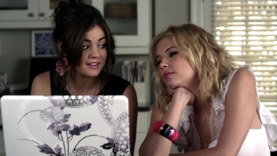 Pretty_Little_Liars_S03E04_BluRay_Rip_720p_Dual_Audio_WWW_TORRENTDOSFILMES_COM_0810.jpg