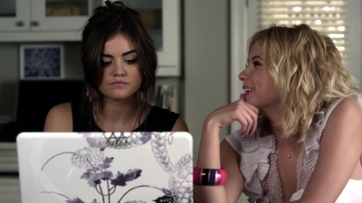 Pretty_Little_Liars_S03E04_BluRay_Rip_720p_Dual_Audio_WWW_TORRENTDOSFILMES_COM_0816.jpg