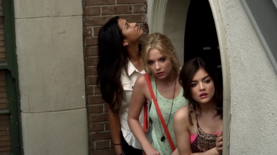 Pretty_Little_Liars_S03E04_BluRay_Rip_720p_Dual_Audio_WWW_TORRENTDOSFILMES_COM_1246.jpg