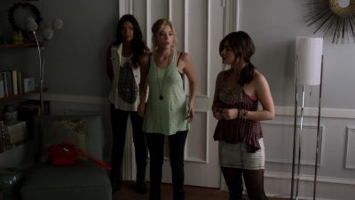 Pretty_Little_Liars_S03E04_BluRay_Rip_720p_Dual_Audio_WWW_TORRENTDOSFILMES_COM_1424.jpg