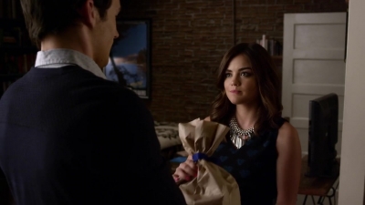 Pretty_Little_Liars_S03E05_BluRay_Rip_720p_Dual_Audio_WWW_TORRENTDOSFILMES_COM_1239.jpg
