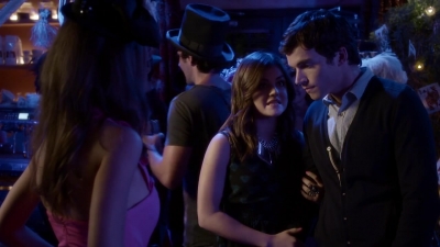Pretty_Little_Liars_S03E05_BluRay_Rip_720p_Dual_Audio_WWW_TORRENTDOSFILMES_COM_1612.jpg
