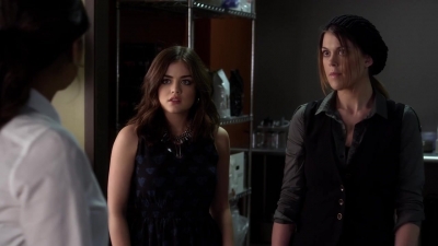 Pretty_Little_Liars_S03E05_BluRay_Rip_720p_Dual_Audio_WWW_TORRENTDOSFILMES_COM_1700.jpg