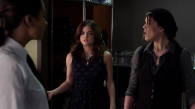 Pretty_Little_Liars_S03E05_BluRay_Rip_720p_Dual_Audio_WWW_TORRENTDOSFILMES_COM_1703.jpg