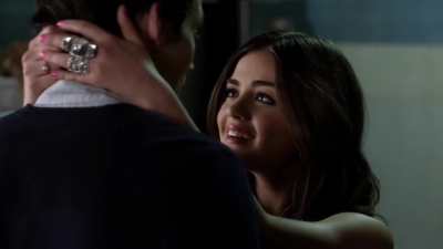 Pretty_Little_Liars_S03E05_BluRay_Rip_720p_Dual_Audio_WWW_TORRENTDOSFILMES_COM_2145.jpg