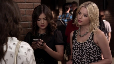 Pretty_Little_Liars_S03E08_BluRay_Rip_720p_Dual_Audio_WWW_TORRENTDOSFILMES_COM_0939.jpg