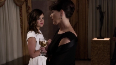 Pretty_Little_Liars_S03E08_BluRay_Rip_720p_Dual_Audio_WWW_TORRENTDOSFILMES_COM_1996.jpg