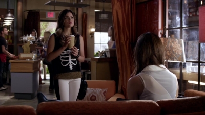 Pretty_Little_Liars_S03E09_BluRay_Rip_720p_Dual_Audio_WWW_TORRENTDOSFILMES_COM_0129.jpg
