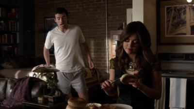 Pretty_Little_Liars_S03E10_BluRay_Rip_720p_Dual_Audio_WWW_TORRENTDOSFILMES_COM_0179.jpg
