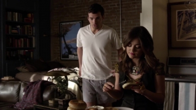 Pretty_Little_Liars_S03E10_BluRay_Rip_720p_Dual_Audio_WWW_TORRENTDOSFILMES_COM_0180.jpg