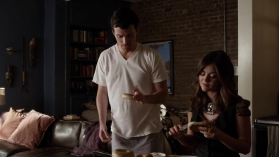 Pretty_Little_Liars_S03E10_BluRay_Rip_720p_Dual_Audio_WWW_TORRENTDOSFILMES_COM_0183.jpg