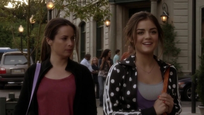 Pretty_Little_Liars_S03E10_BluRay_Rip_720p_Dual_Audio_WWW_TORRENTDOSFILMES_COM_1636.jpg