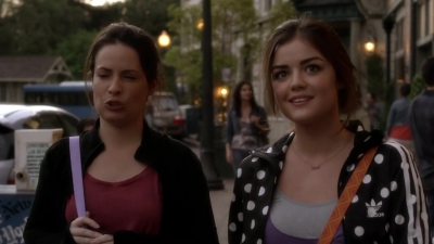 Pretty_Little_Liars_S03E10_BluRay_Rip_720p_Dual_Audio_WWW_TORRENTDOSFILMES_COM_1649.jpg
