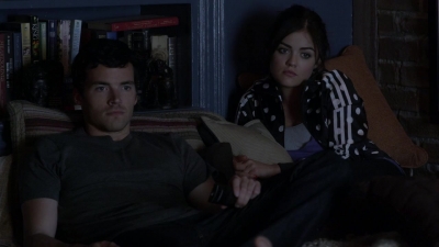 Pretty_Little_Liars_S03E10_BluRay_Rip_720p_Dual_Audio_WWW_TORRENTDOSFILMES_COM_2066.jpg
