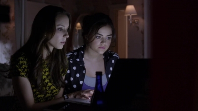 Pretty_Little_Liars_S03E10_BluRay_Rip_720p_Dual_Audio_WWW_TORRENTDOSFILMES_COM_2220.jpg