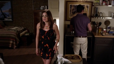 Pretty_Little_Liars_S03E11_BluRay_Rip_720p_Dual_Audio_WWW_TORRENTDOSFILMES_COM_1859.jpg