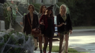 Pretty_Little_Liars_S03E13_BluRay_Rip_720p_Dual_Audio_WWW_TORRENTDOSFILMES_COM_0150.jpg