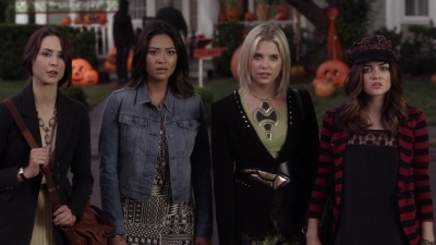 Pretty_Little_Liars_S03E13_BluRay_Rip_720p_Dual_Audio_WWW_TORRENTDOSFILMES_COM_0200.jpg
