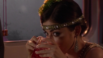 Pretty_Little_Liars_S03E13_BluRay_Rip_720p_Dual_Audio_WWW_TORRENTDOSFILMES_COM_1186.jpg