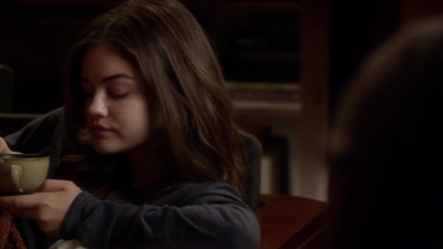 Pretty_Little_Liars_S03E16_BluRay_Rip_720p_Dual_Audio_WWW_TORRENTDOSFILMES_COM_0057.jpg