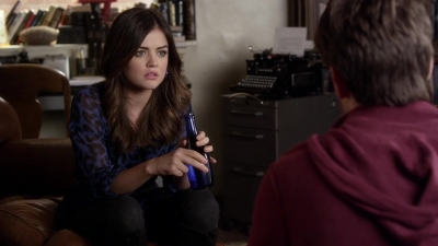 Pretty_Little_Liars_S03E18_BluRay_Rip_720p_Dual_Audio_WWW_TORRENTDOSFILMES_COM_1996.jpg