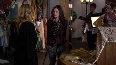 Pretty_Little_Liars_S03E19_BluRay_Rip_720p_Dual_Audio_WWW_TORRENTDOSFILMES_COM_1314.jpg