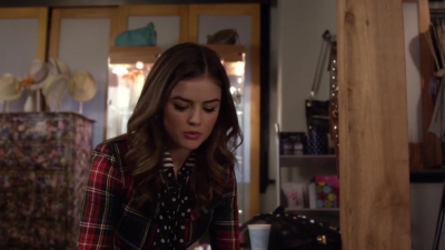 Pretty_Little_Liars_S03E19_BluRay_Rip_720p_Dual_Audio_WWW_TORRENTDOSFILMES_COM_1543.jpg