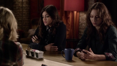 Pretty_Little_Liars_S03E20_BluRay_Rip_720p_Dual_Audio_WWW_TORRENTDOSFILMES_COM_0109.jpg