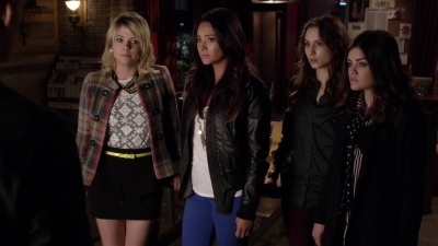 Pretty_Little_Liars_S03E20_BluRay_Rip_720p_Dual_Audio_WWW_TORRENTDOSFILMES_COM_0210.jpg