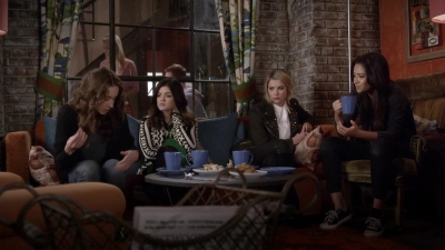 Pretty_Little_Liars_S03E21_BluRay_Rip_720p_Dual_Audio_WWW_TORRENTDOSFILMES_COM_0783.jpg