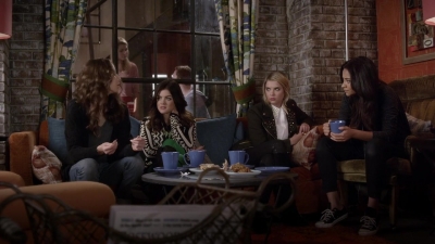 Pretty_Little_Liars_S03E21_BluRay_Rip_720p_Dual_Audio_WWW_TORRENTDOSFILMES_COM_0786.jpg