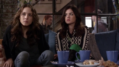 Pretty_Little_Liars_S03E21_BluRay_Rip_720p_Dual_Audio_WWW_TORRENTDOSFILMES_COM_0813.jpg