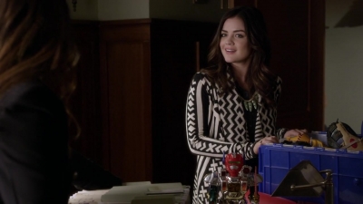 Pretty_Little_Liars_S03E21_BluRay_Rip_720p_Dual_Audio_WWW_TORRENTDOSFILMES_COM_0918.jpg