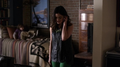 Pretty_Little_Liars_S03E21_BluRay_Rip_720p_Dual_Audio_WWW_TORRENTDOSFILMES_COM_1352.jpg