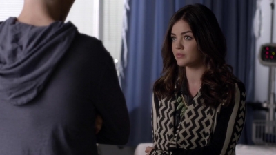 Pretty_Little_Liars_S03E21_BluRay_Rip_720p_Dual_Audio_WWW_TORRENTDOSFILMES_COM_1493.jpg