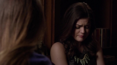 Pretty_Little_Liars_S03E21_BluRay_Rip_720p_Dual_Audio_WWW_TORRENTDOSFILMES_COM_1938.jpg