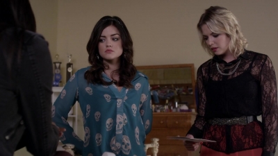 Pretty_Little_Liars_S03E21_BluRay_Rip_720p_Dual_Audio_WWW_TORRENTDOSFILMES_COM_2516.jpg