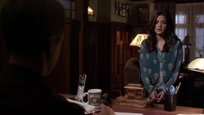 Pretty_Little_Liars_S03E22_BluRay_Rip_720p_Dual_Audio_WWW_TORRENTDOSFILMES_COM_0701.jpg