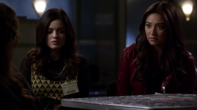 Pretty_Little_Liars_S03E23_BluRay_Rip_720p_Dual_Audio_WWW_TORRENTDOSFILMES_COM_0100.jpg