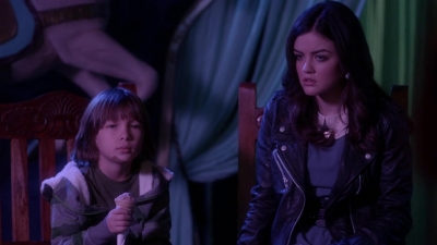 Pretty_Little_Liars_S03E23_BluRay_Rip_720p_Dual_Audio_WWW_TORRENTDOSFILMES_COM_1855.jpg