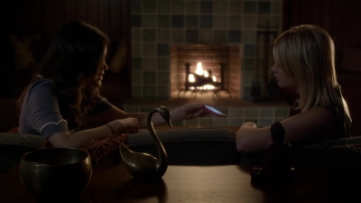 Pretty_Little_Liars_S03E23_BluRay_Rip_720p_Dual_Audio_WWW_TORRENTDOSFILMES_COM_2500.jpg
