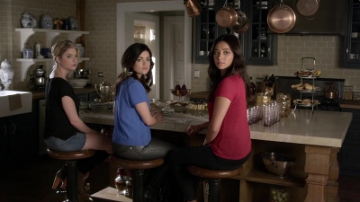 Pretty_Little_Liars_S03E24_BluRay_Rip_720p_Dual_Audio_WWW_TORRENTDOSFILMES_COM_0098.jpg