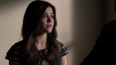Pretty_Little_Liars_S03E24_BluRay_Rip_720p_Dual_Audio_WWW_TORRENTDOSFILMES_COM_1469.jpg